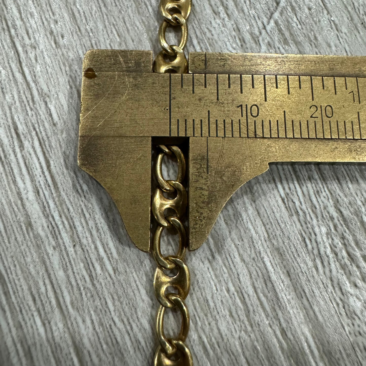 Vintage Italian Designer Solid 18k Yellow Gold Puffed Gucci Mariner Curb Link Necklace (24”)