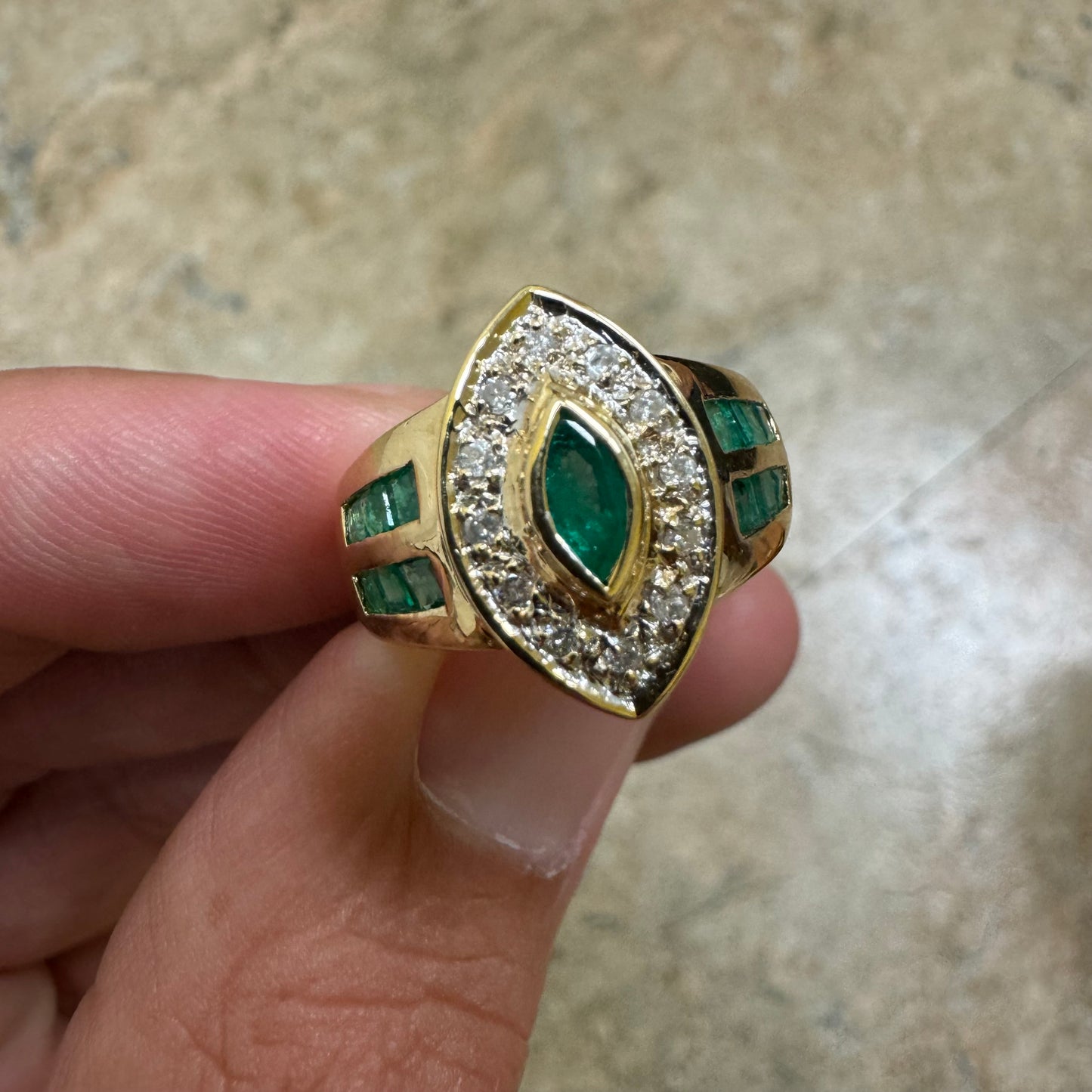 Emerald ring