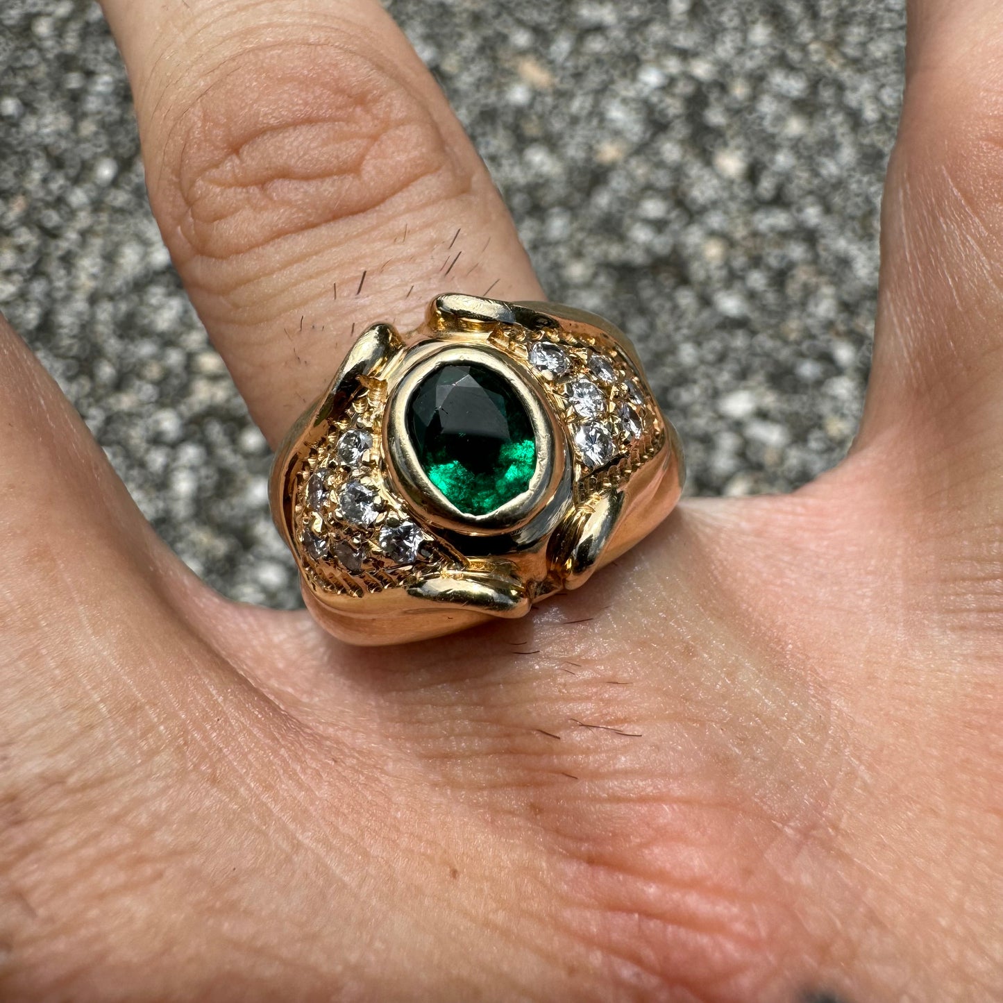 Vintage 14k Yellow Gold .80Ct Natural Columbian Emerald .50Ctw Natural VS Diamond Ring (8)