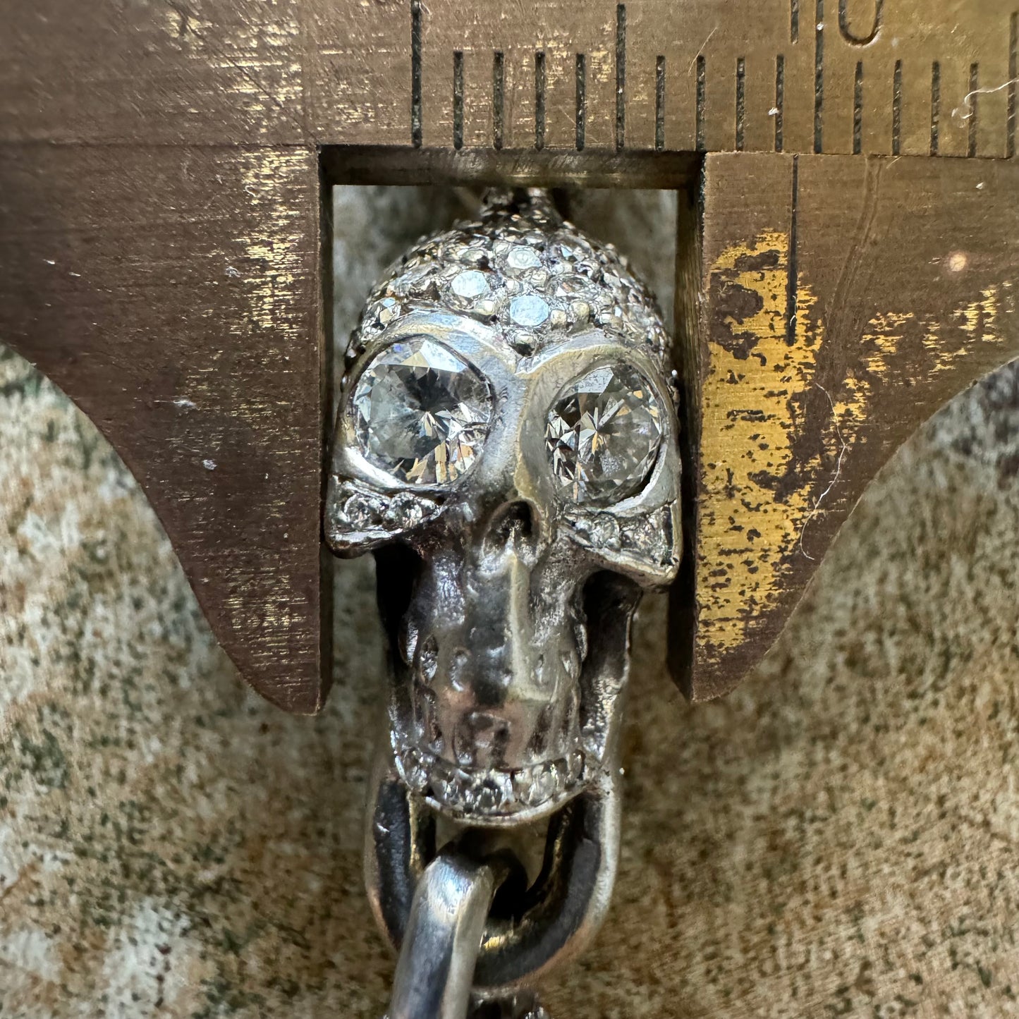Vintage Solid 18k White Gold 21 CTW Natural Diamond Custom Skull Bracelet (7.25”)