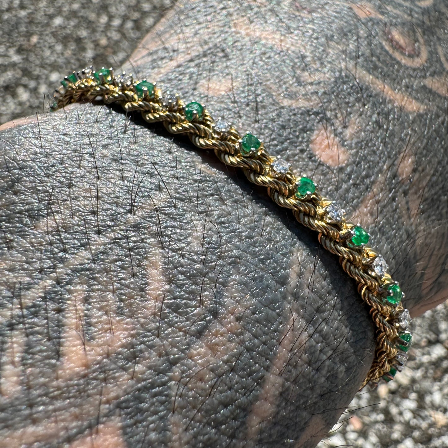 1980’s Solid 14k Yellow Gold 2.0CTW Natural Emerald And Diamond Double Rope Bracelet (7”)