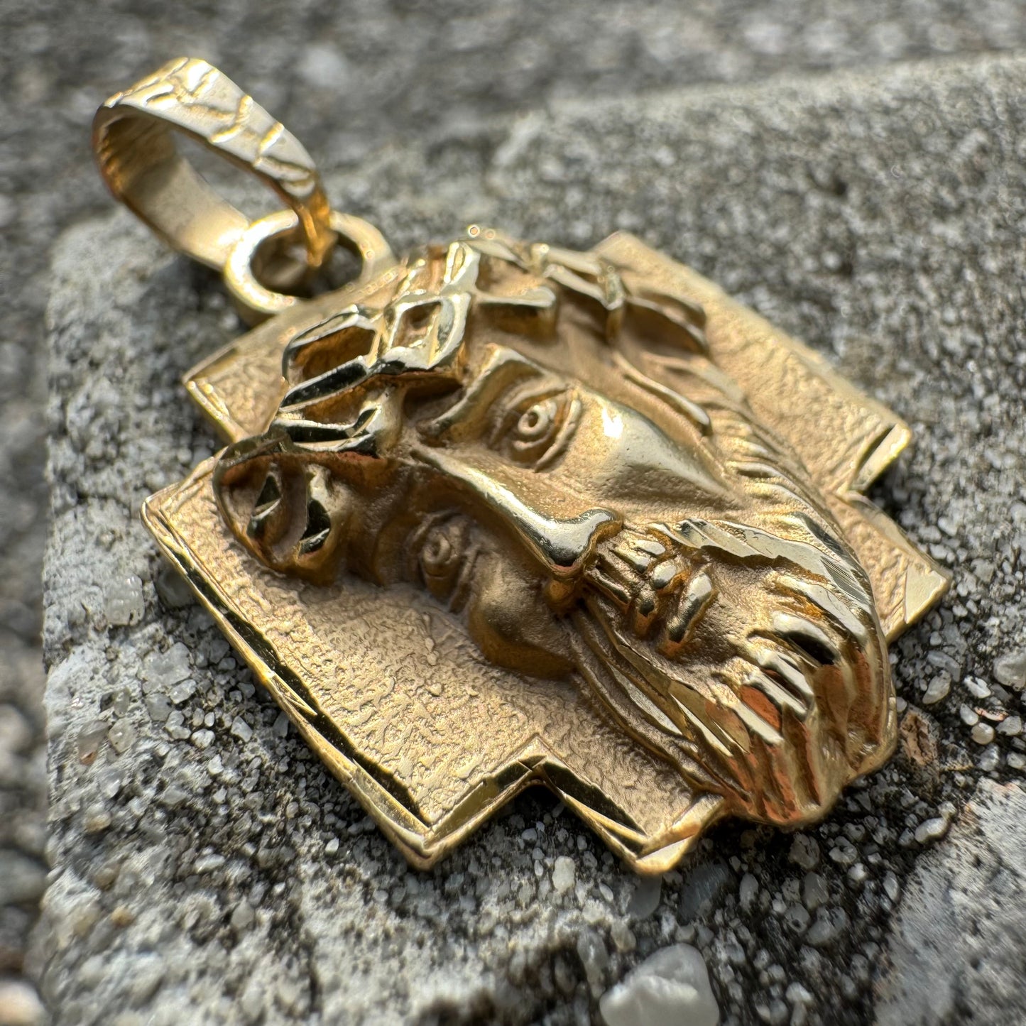 1984 Solid 14k Yellow Gold 3D High Relief Brutalist Jesus Piece Pendant