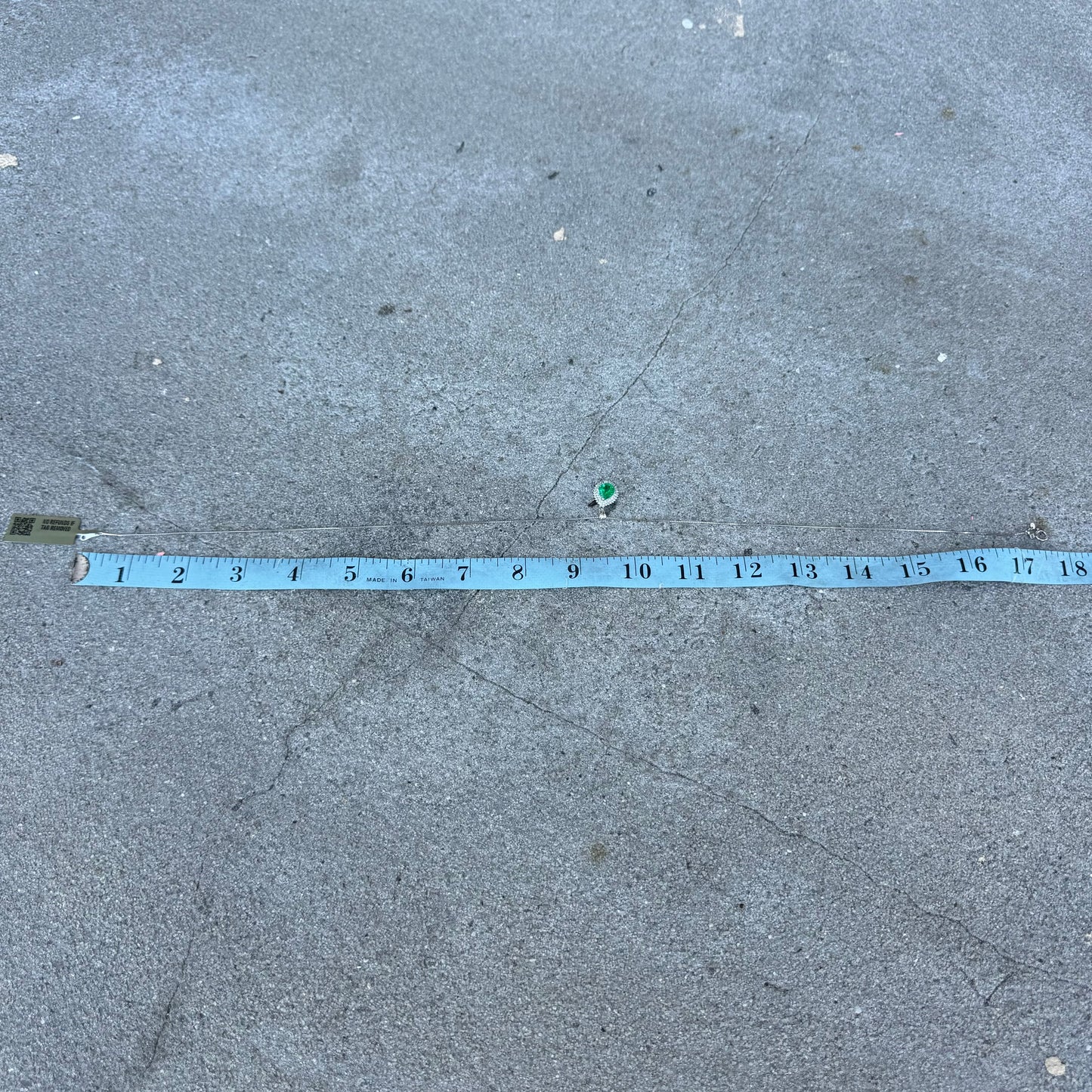 Brand New Platinum 1.90ct Natural Pear Shape Columbian Emerald .35ctw Natural Vs Diamond Necklace (17”)