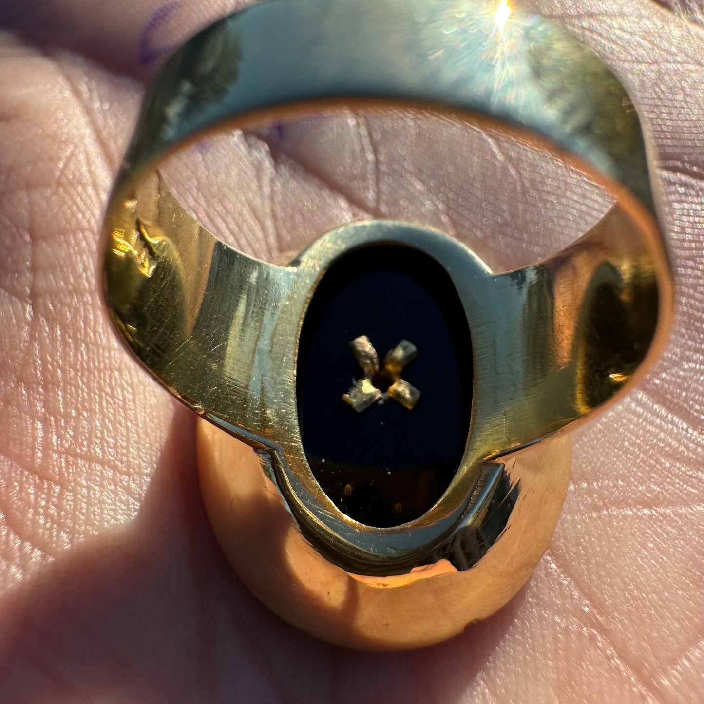 Vintage Solid 18k Yellow Gold Black Onyx Natural Solitaire Diamond Signet Ring (8.25)