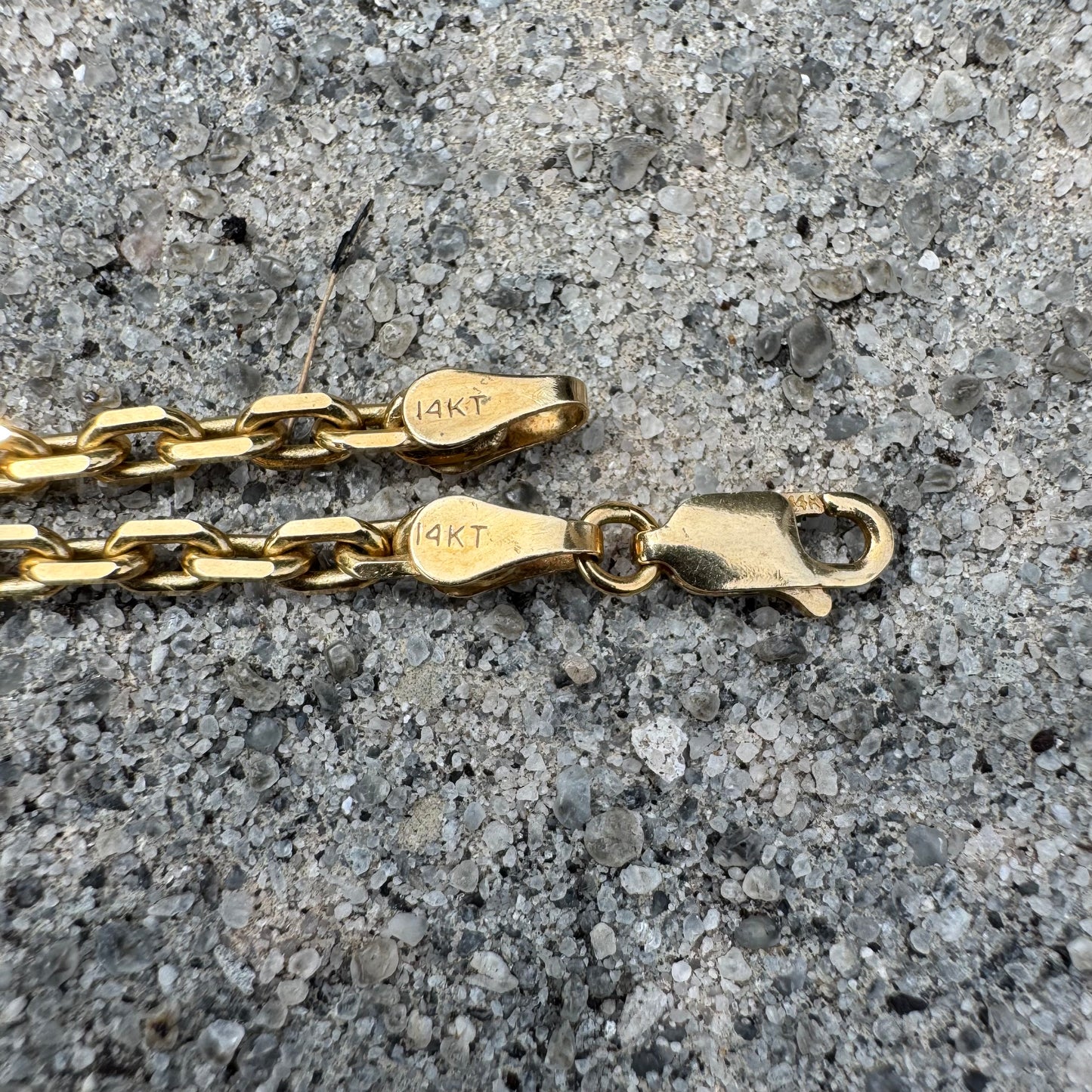 Solid 14k Yellow Gold Knife Edged “Biker Chain” Anchor Link Necklace (24”)
