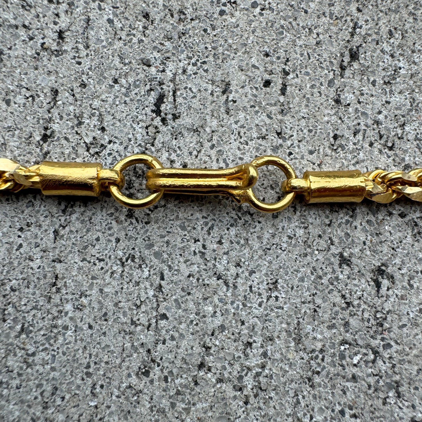 Vintage Solid 22K Yellow Gold Heavyweight Diamondcut Rope Chain Necklace (24”)