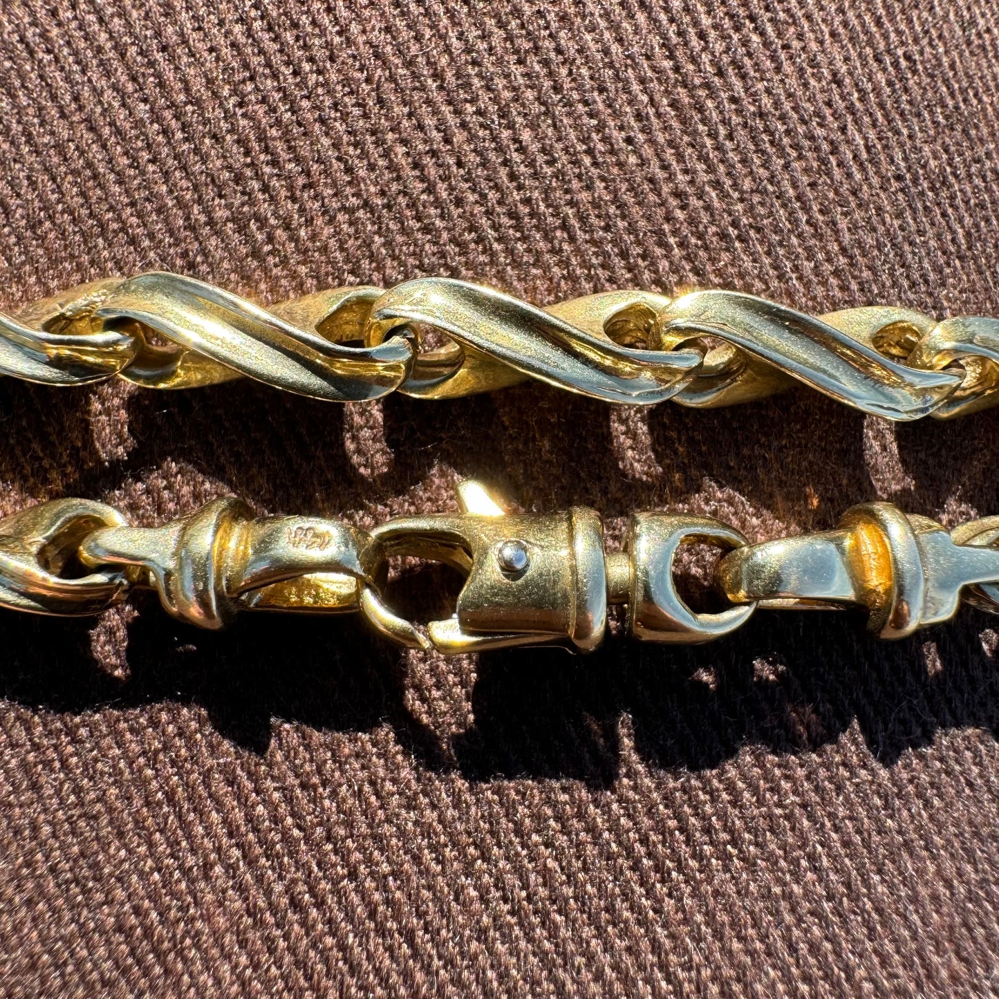 1980’s Solid 14k Yellow Gold Fancy Heavyweight Spiral Link Necklace (23”)