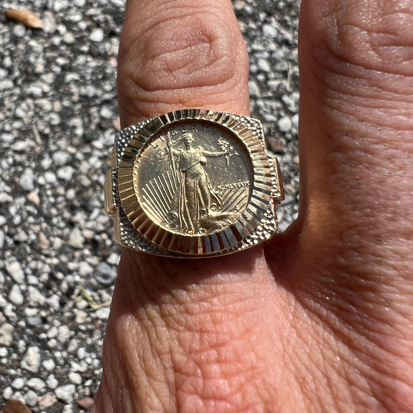 1989 1/10oz Pure .999 $5 Gold Eagle Rolex Style Coin Ring (11.5)