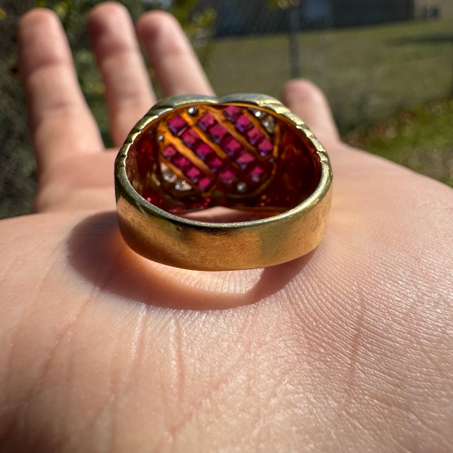 Vintage 18k Yellow Gold Natural Diamond And Ruby Signet Ring (9)