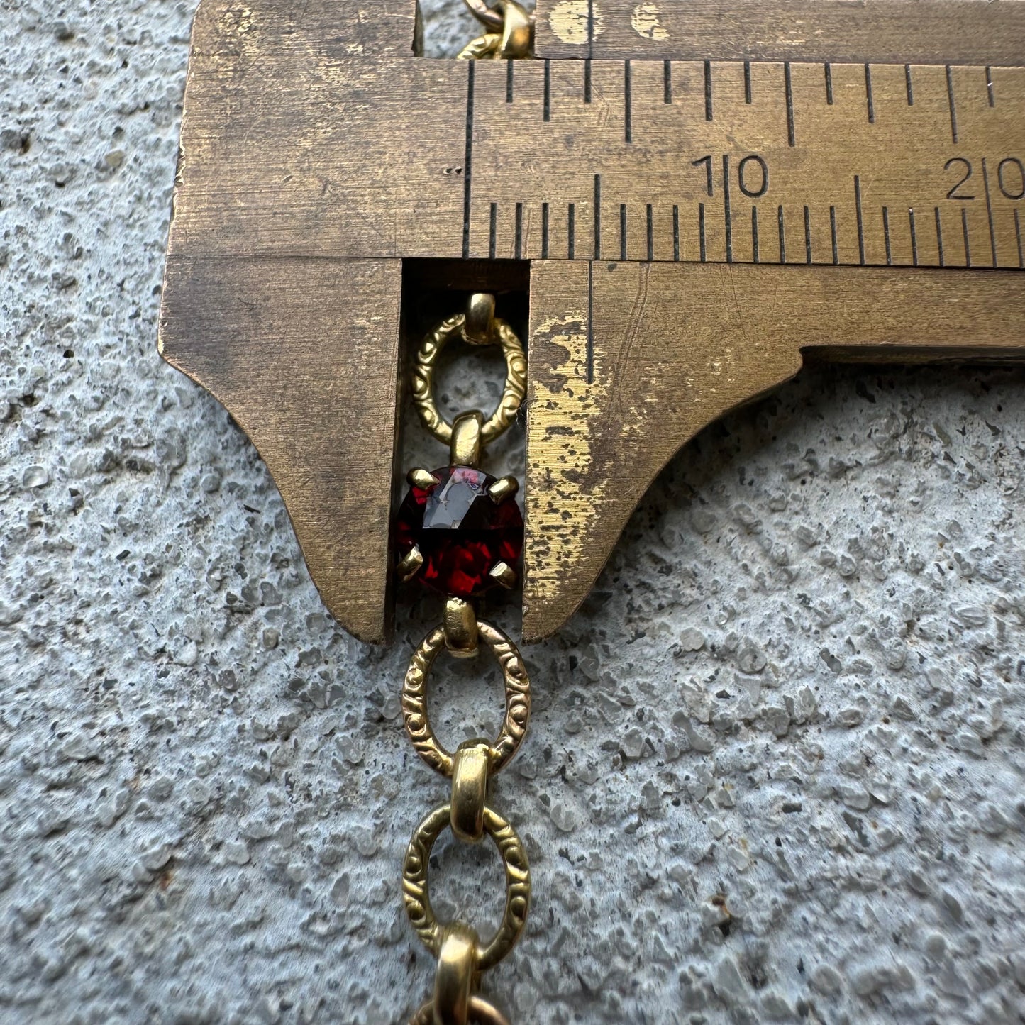 Early 1900’s Solid 18k Gold Rose Cut Garnet Bracelet (7.25”)
