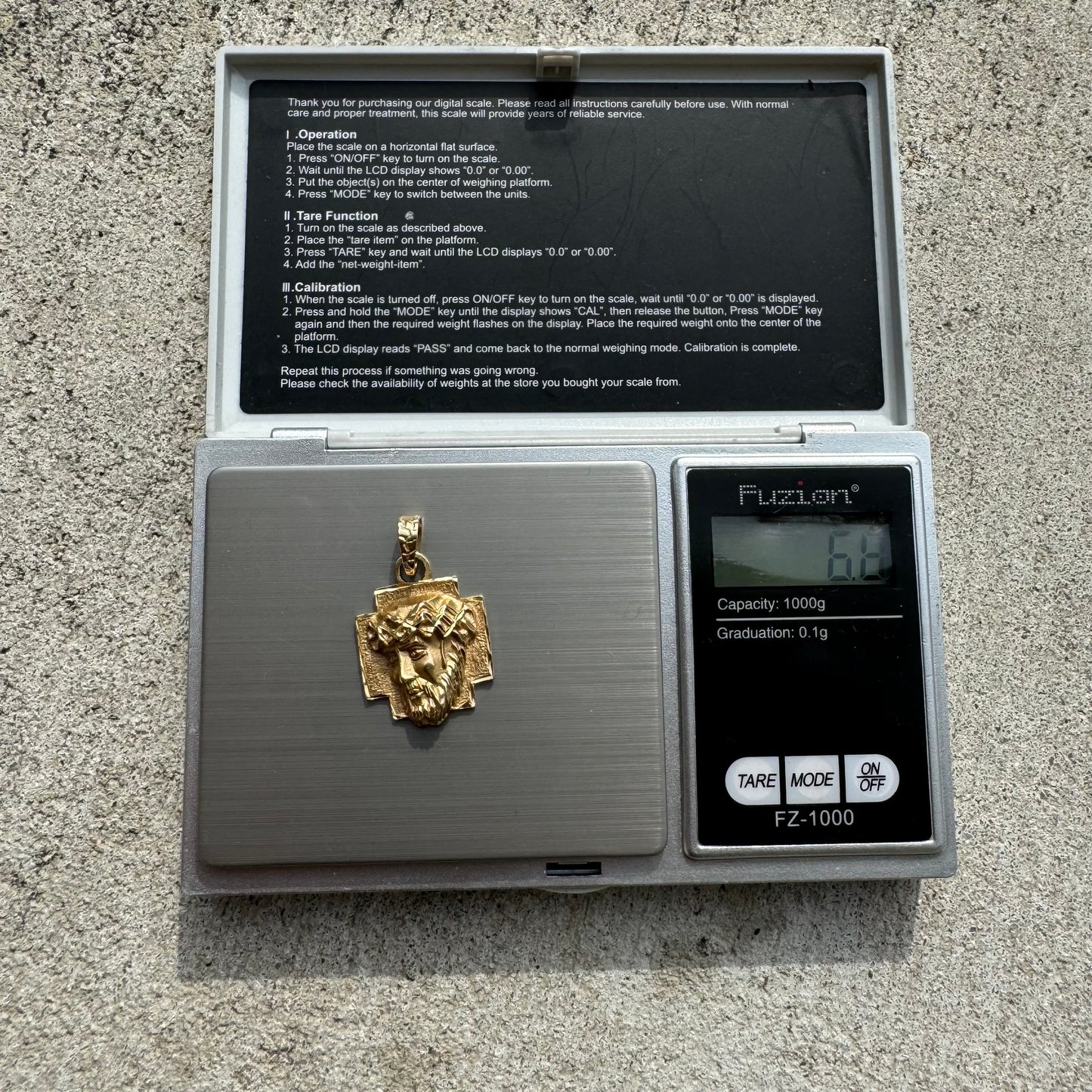1984 Solid 14k Yellow Gold 3D High Relief Brutalist Jesus Piece Pendant