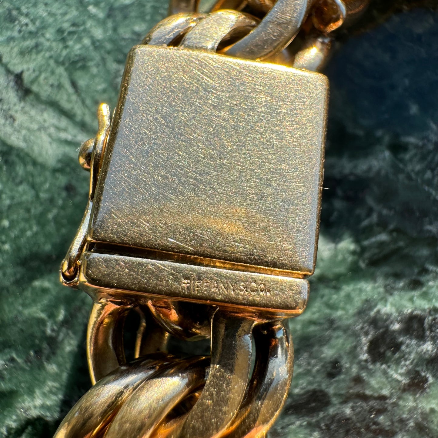 Mid-Century Tiffany & Co. Solid 14k Yellow Gold Heavyweight Chunky Chino Link Bracelet (8”)