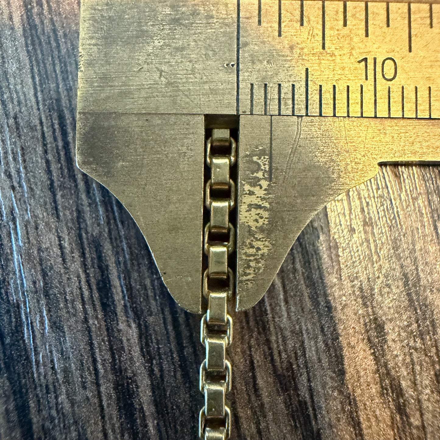 Vintage Solid 18k Yellow Gold Heavyweight Venetian Box Link Necklace (22”)