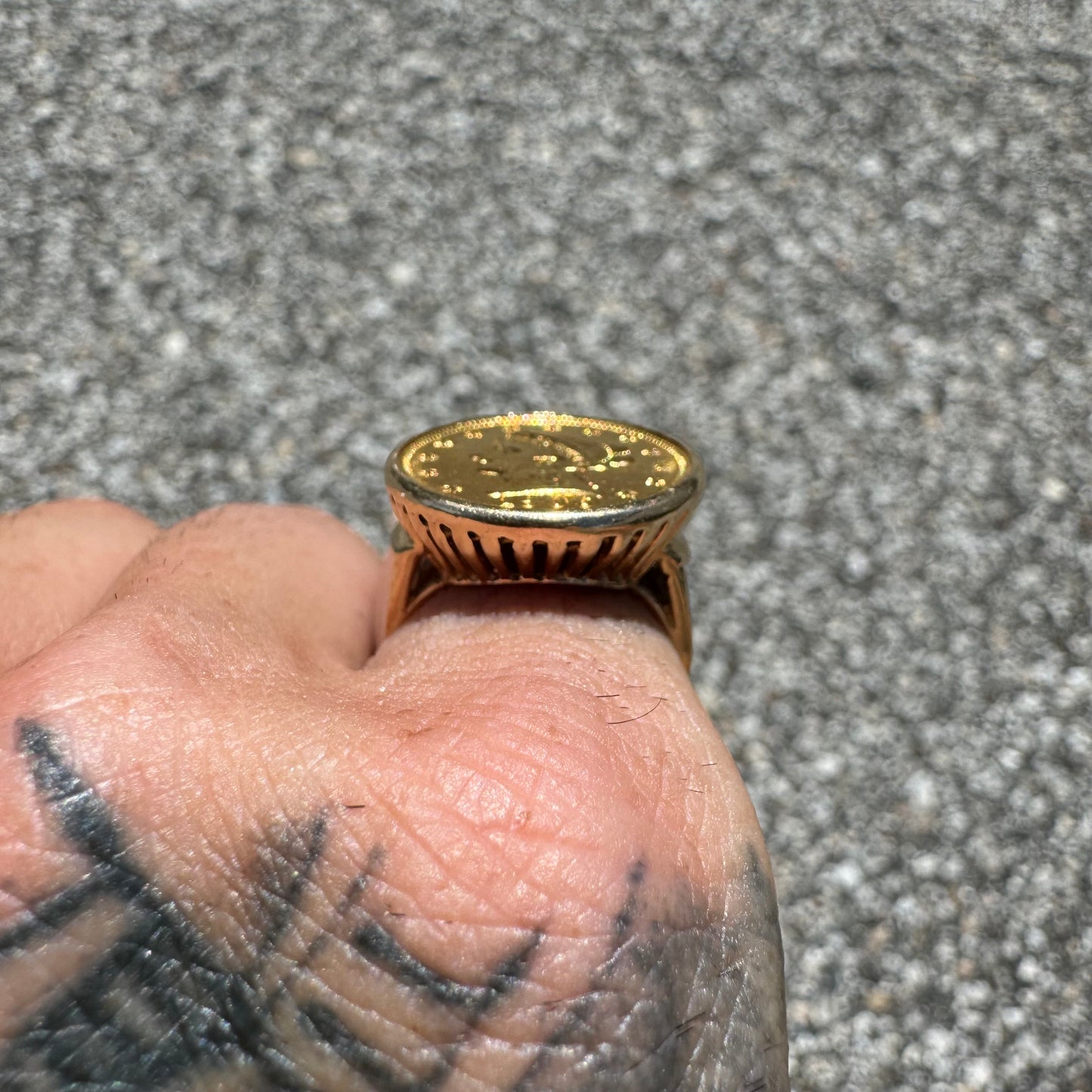 1906 Liberty Head $2.50 (22k) Gold Coin Ring (6)