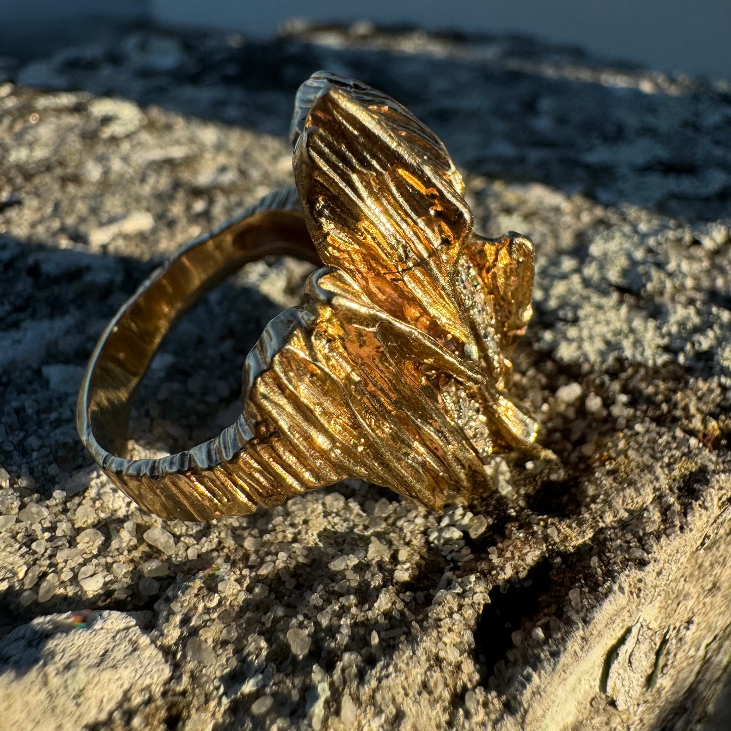 Circa 1960’s Heavyweight 14k Yellow Gold .75ctw Natural Single Cut Diamond Brutalist Ring (10.75)