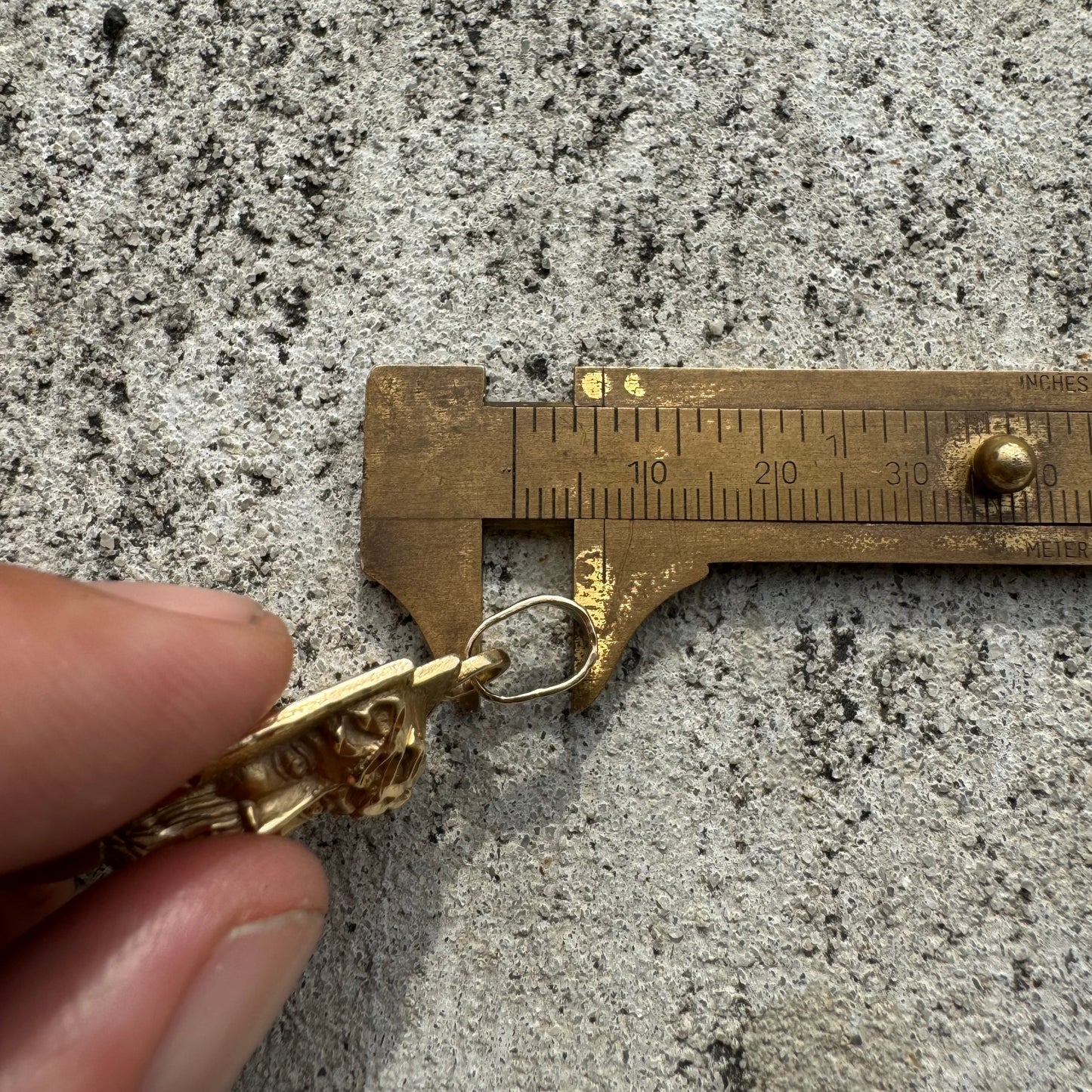 1984 Solid 14k Yellow Gold 3D High Relief Brutalist Jesus Piece Pendant