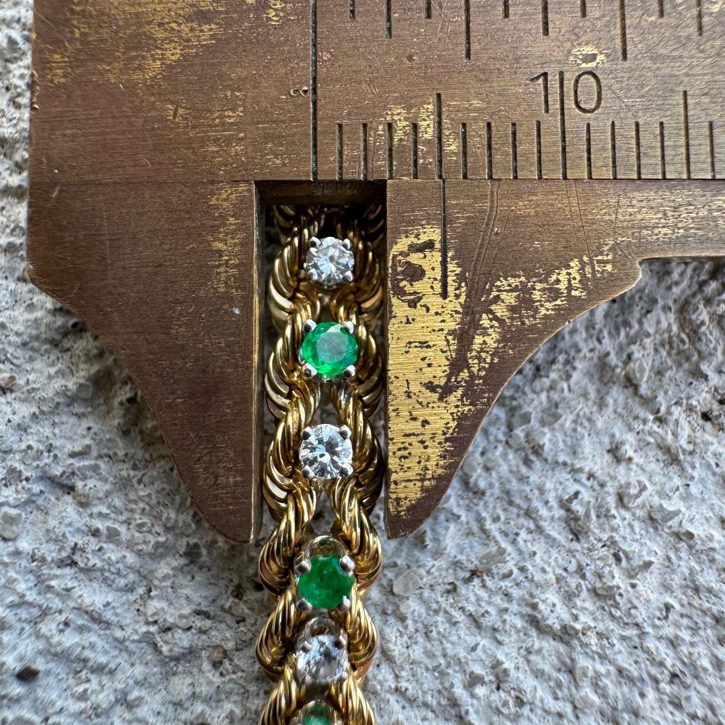 1980’s Solid 14k Yellow Gold 2.0CTW Natural Emerald And Diamond Double Rope Bracelet (7”)