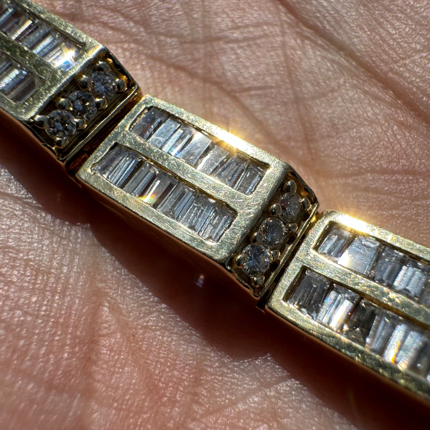 Vintage 14k Yellow Gold 10.5CTW Natural Diamond Bracelet (7.25”)