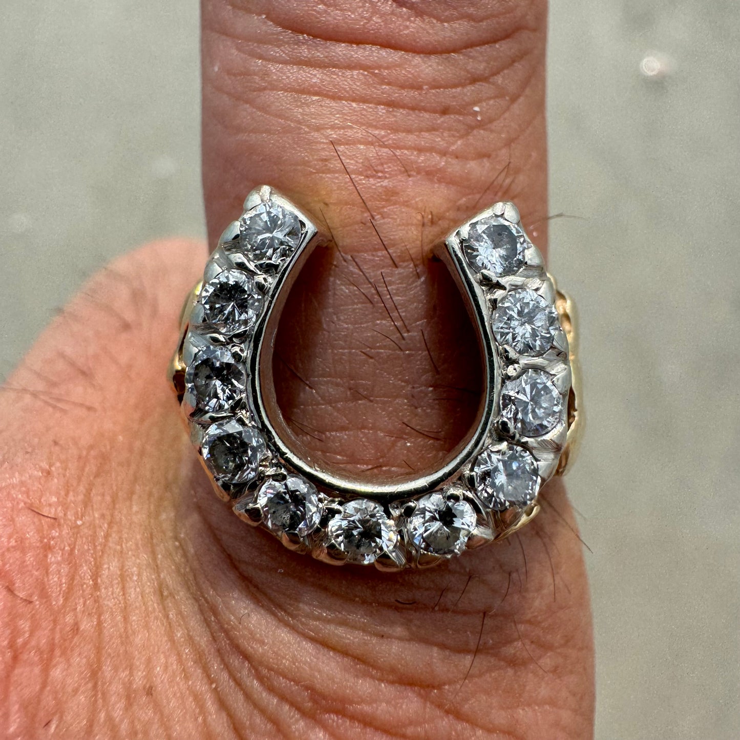 1980’s 14k Gold .77CTW Natural Diamond Horseshoe Nugget Ring (10)
