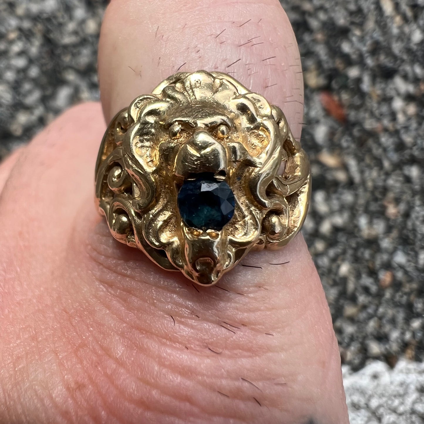 Art Nouveau 14k Yellow Gold Blue Sapphire Lion Ring (6.5)