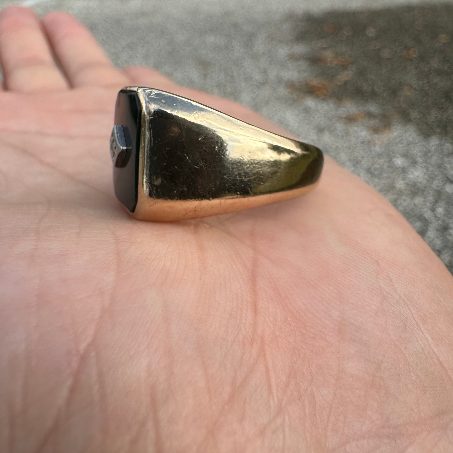 1930’s 10k Yellow Gold Art-Deco Bloodstone Diamond Solitaire Solid Backed Signet Ring (10.5)