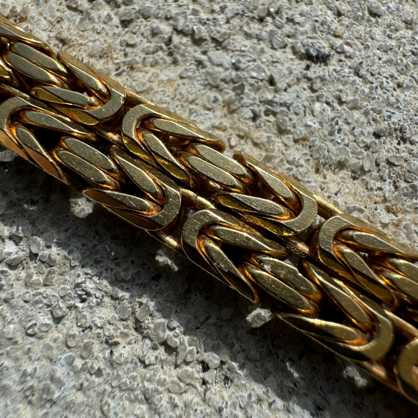 1990’s Solid 14k Italian Yellow Gold Heavyweight Byzantine Link Necklace (21.5”)