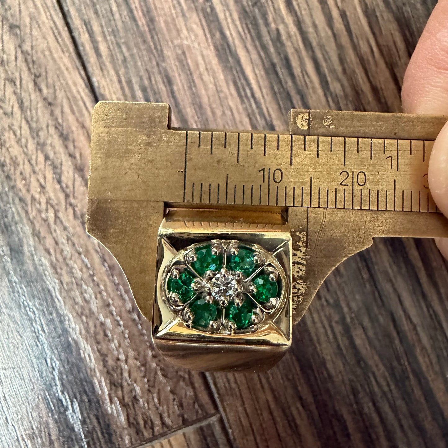 Vintage Solid 14k Yellow Gold .75ctw Natural Emerald And Diamond Cluster Ring (12.25)