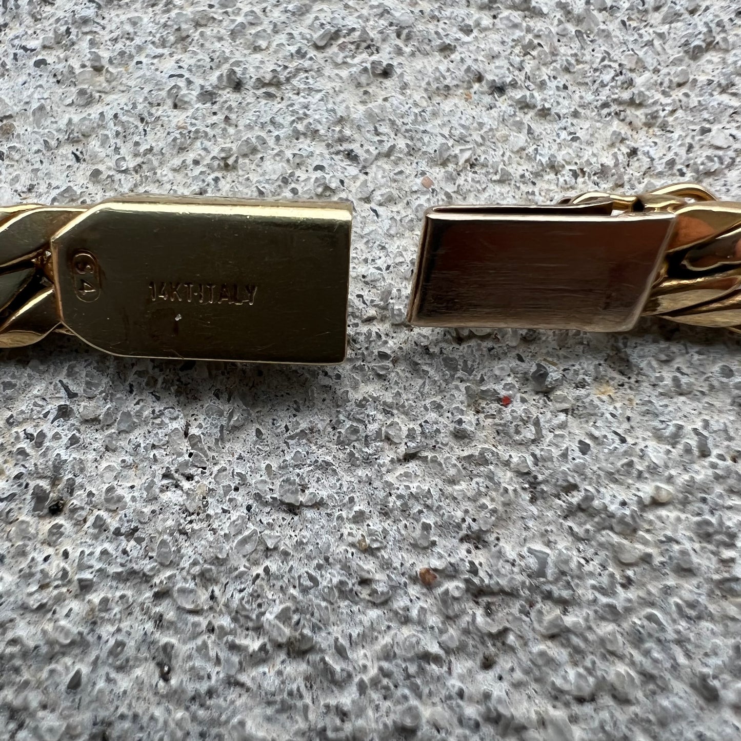 1970’s 14k Italian Yellow Gold Old School Sleek Miami Cuban Link Necklace (19”)