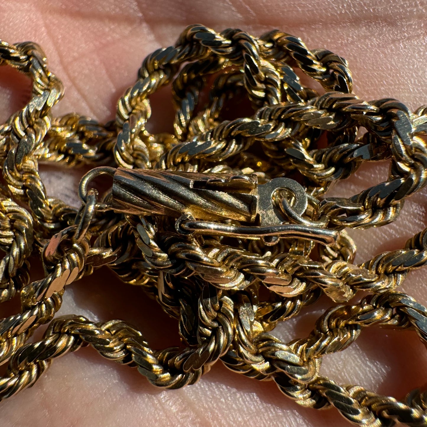 1980’s Solid 14k Yellow Gold Diamondcut Rope Chain Necklace (20.25”)