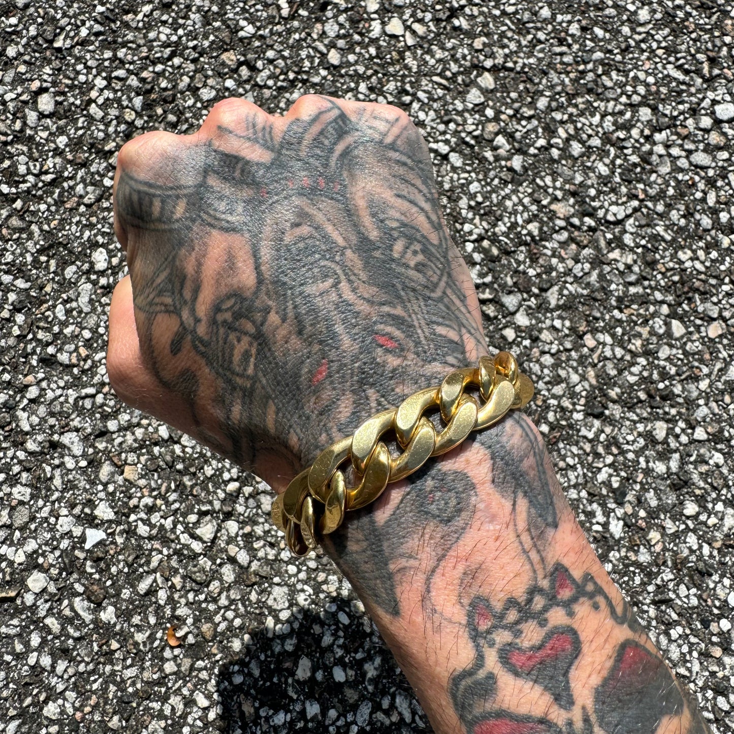 Vintage UnoAErre 18k Yellow Gold Chunky Cuban Link Bracelet (7.5”)