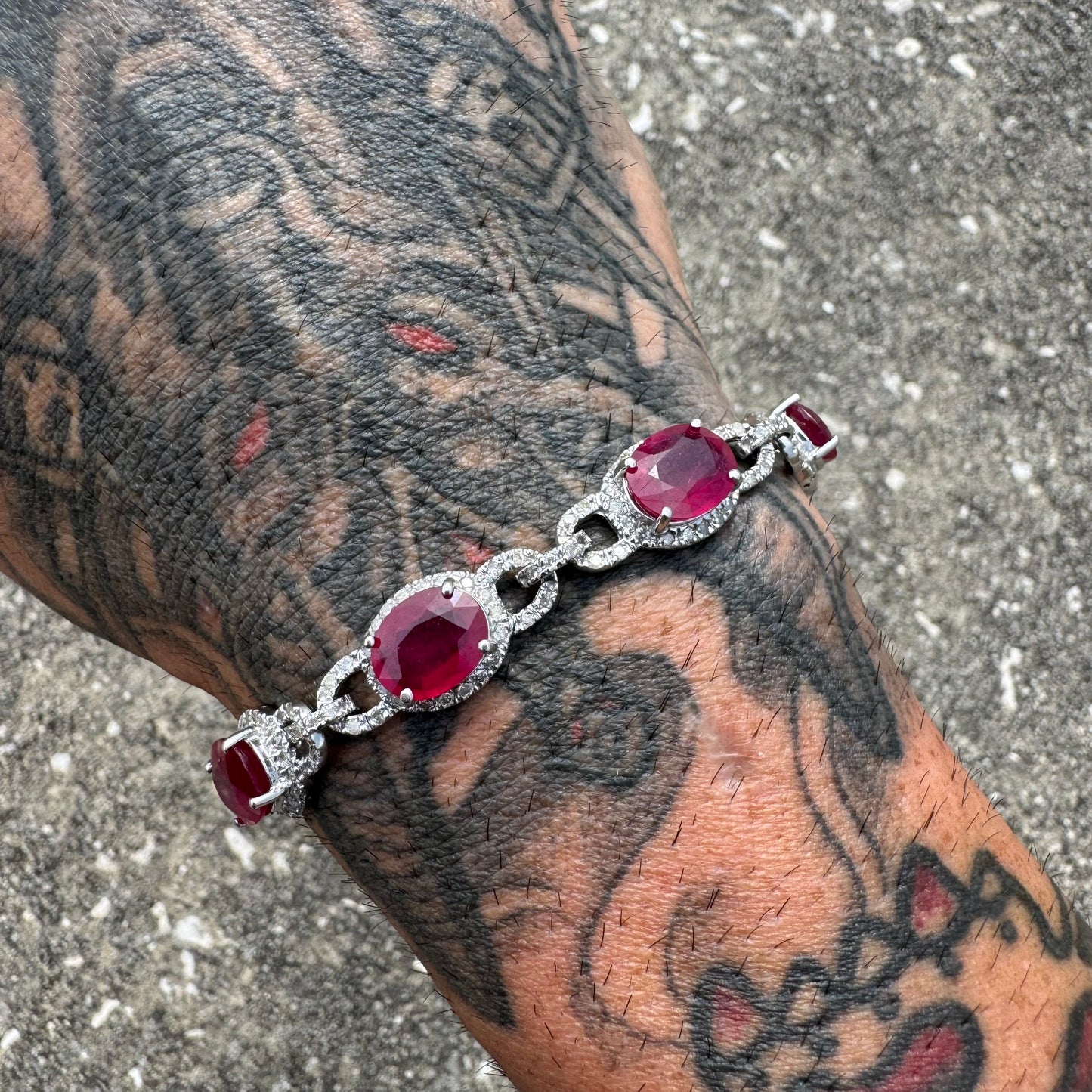 14k White Gold 20ctw Natural Ruby 2.5ctw Natural Diamond Bracelet (7.5”)