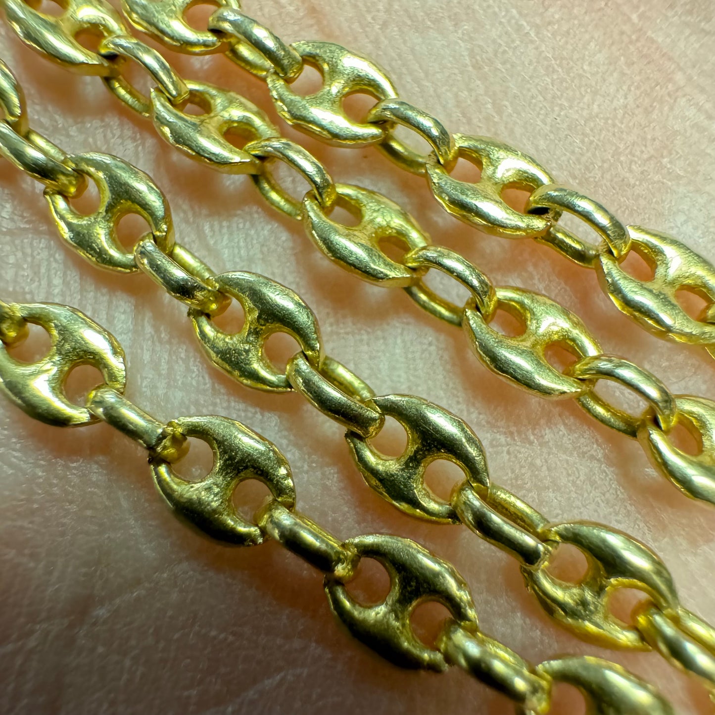 Vintage Solid 14k Yellow Gold Puffed Gucci Mariner Link Necklace