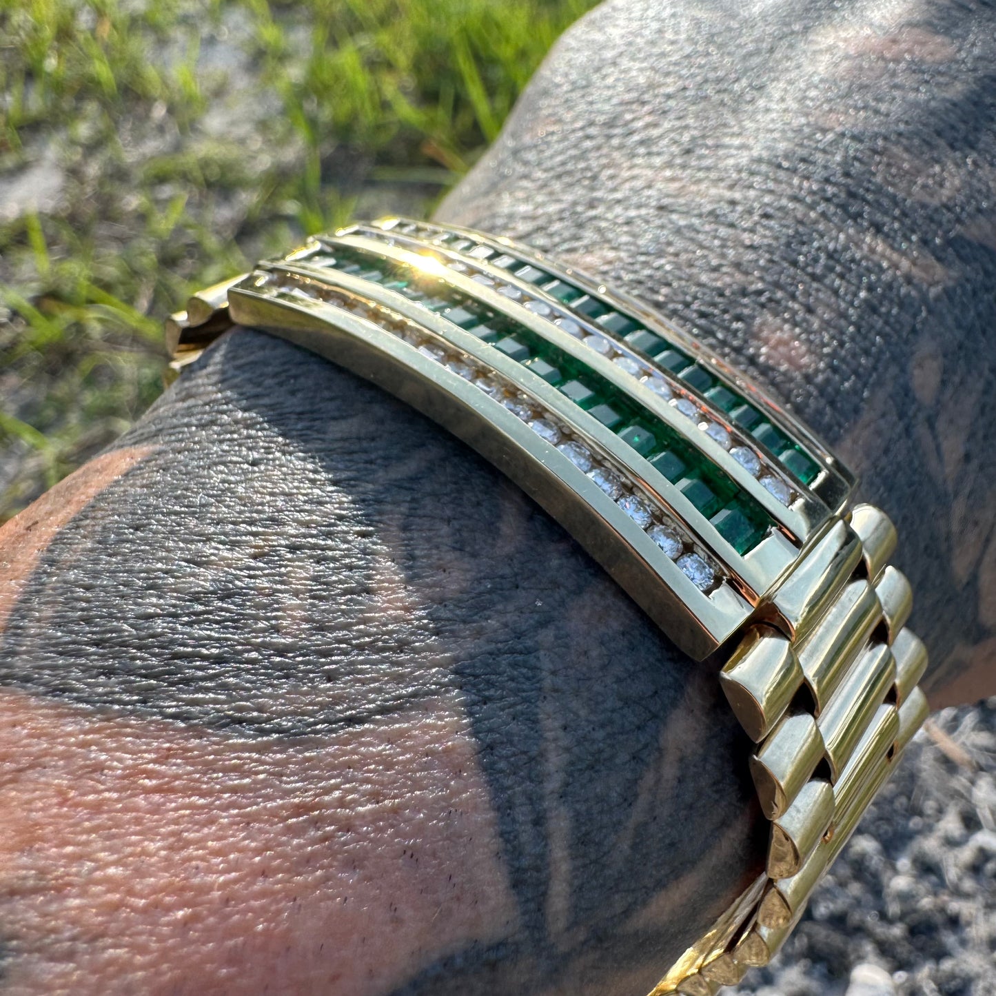 Vintage Solid 14k Yellow Gold 6.0ctw Natural Emerald 2.5ctw Natural Diamond Channel Set Jubilee Bracelet (8.25”)