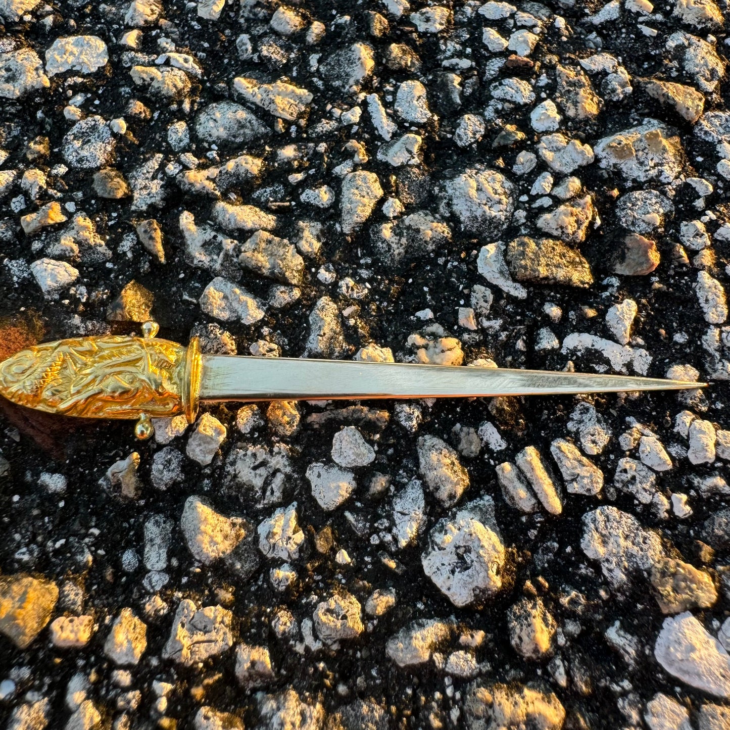 Vintage Pure 24k Solid Gold Asiatic Dragon Knife And Sheath Pendant