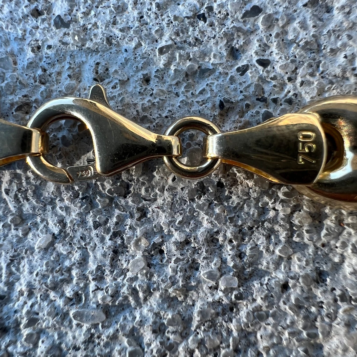 18k Chunky Italian Puffed Gucci Link Necklace (18”)
