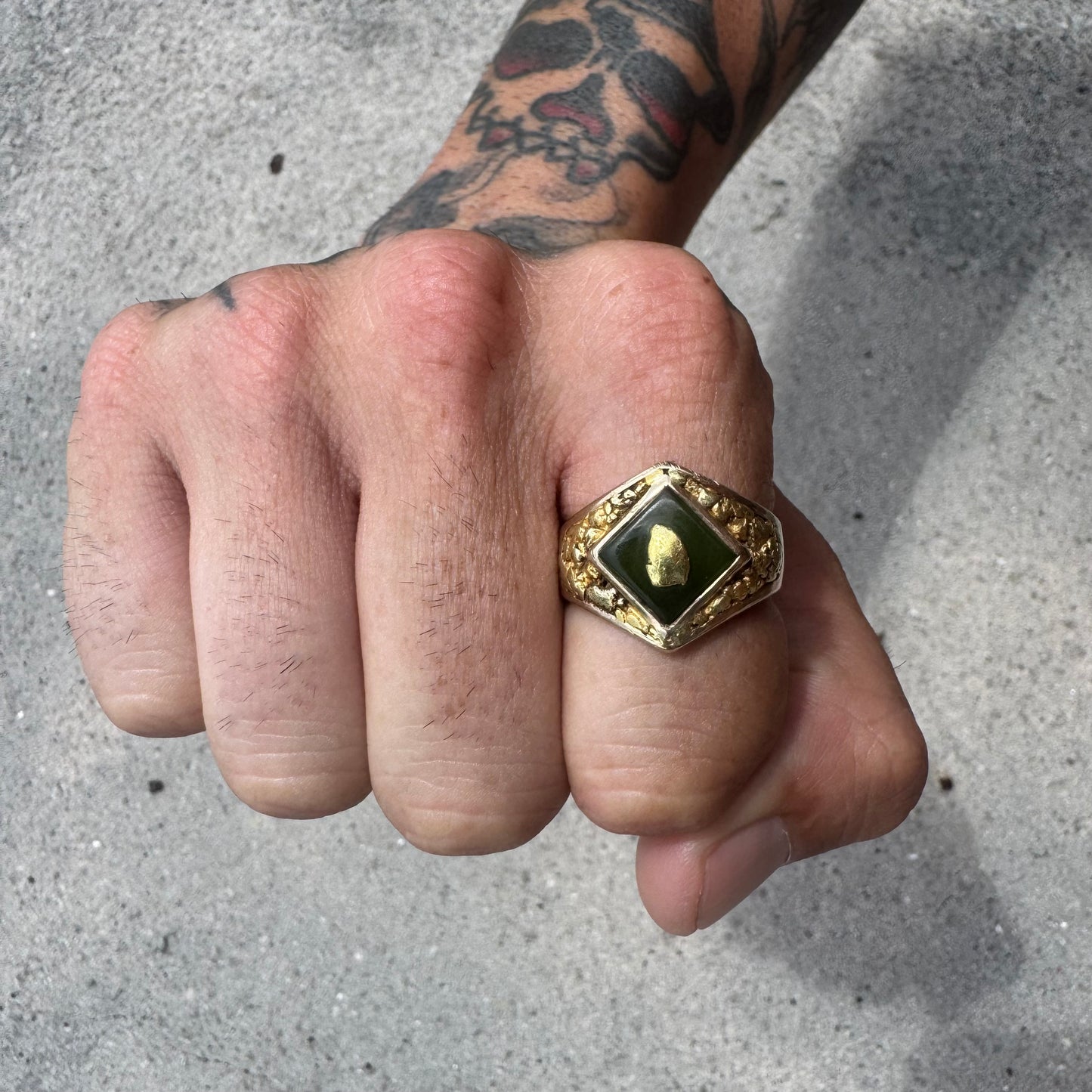 1930’s Art Deco Solid 10k Yellow Gold Nephrite Jade Natural Raw Gold Nugget Inlaid Signet Ring (11)