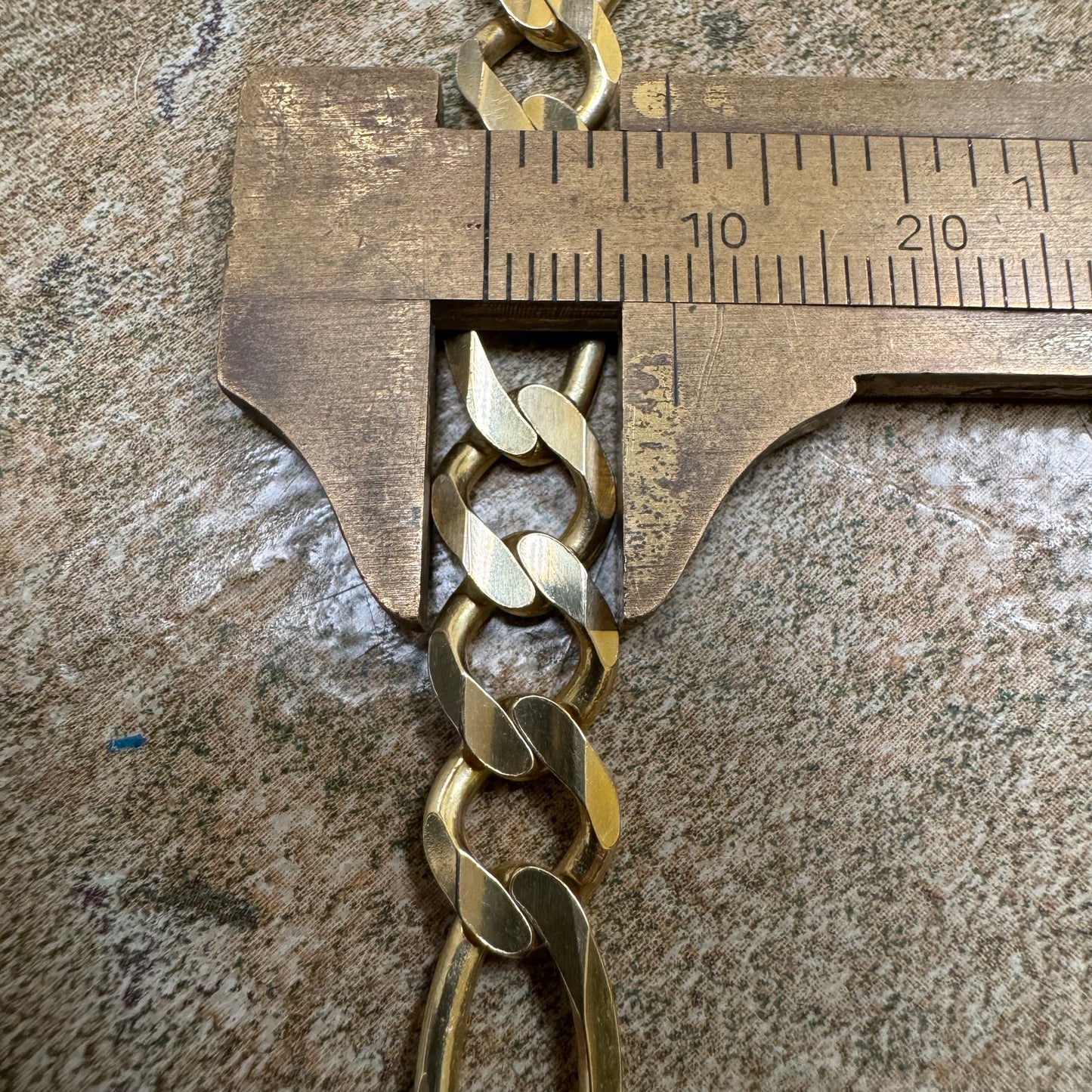 Vintage Solid 14k Italian Yellow Gold Heavyweight Knife-Edged Figaro Link Necklace (20”)