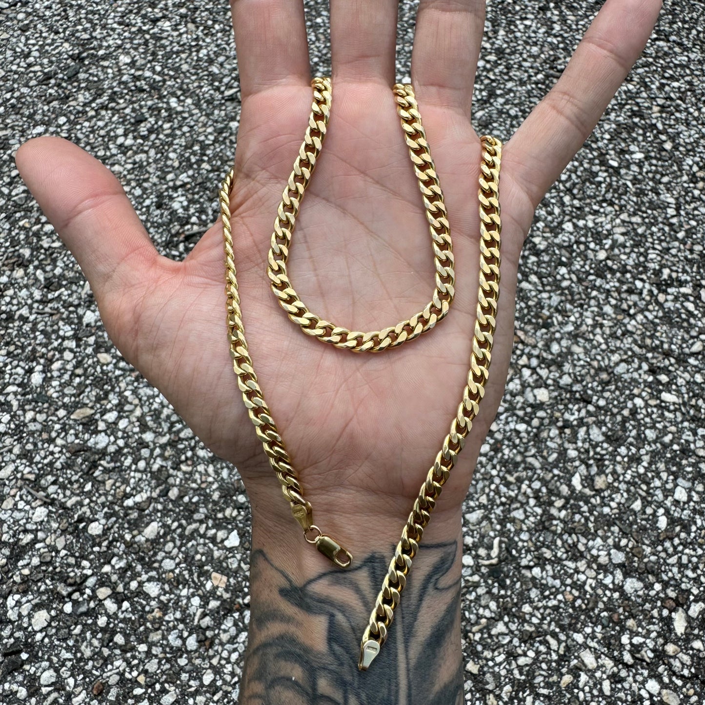 Vintage 10k Yellow Italian Gold Knife Edged Cuban Link Necklace (22”)