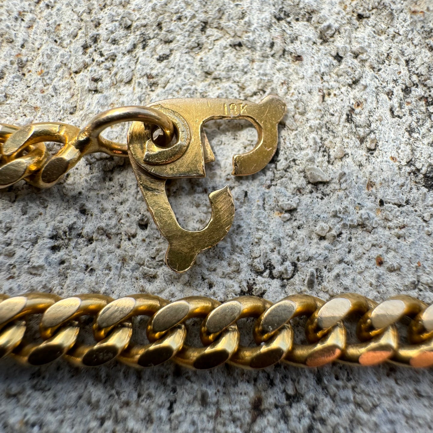 Mid-Century Solid 18k Yellow Gold Heavyweight Cuban Curb Link Necklace (25.5”)