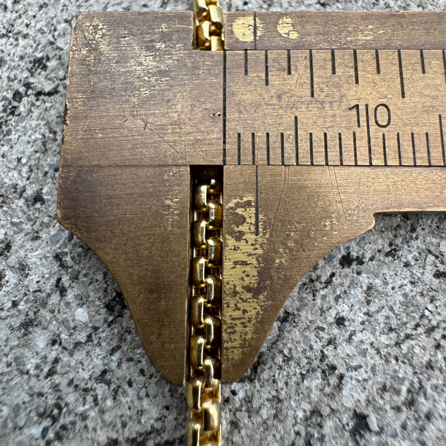 Brand New 14k Italian Yellow Gold Rounded Box Link Necklace (22”)