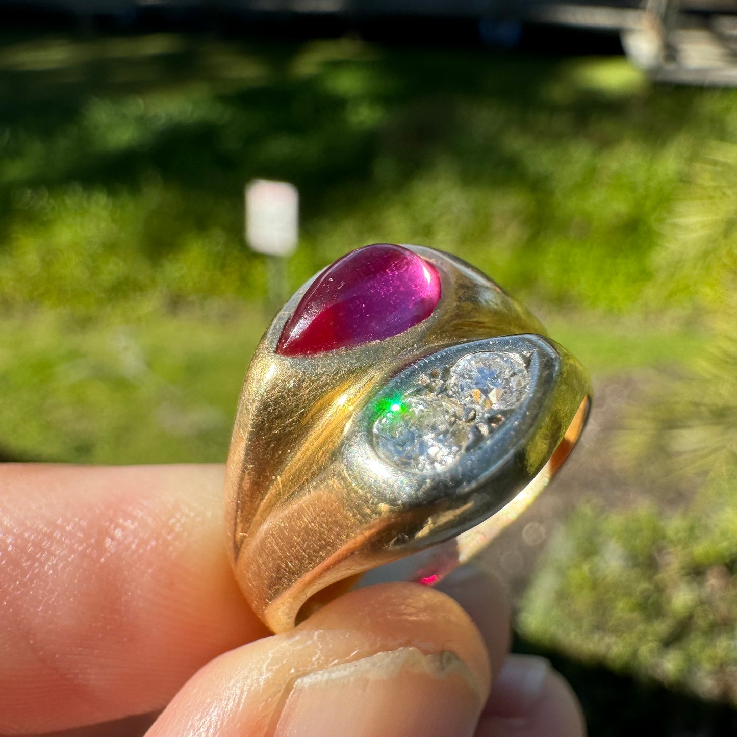 Vintage 14k Yellow Gold Tony Soprano Natural Diamond & Rhodolite Garnet Pinky Ring (7.5)