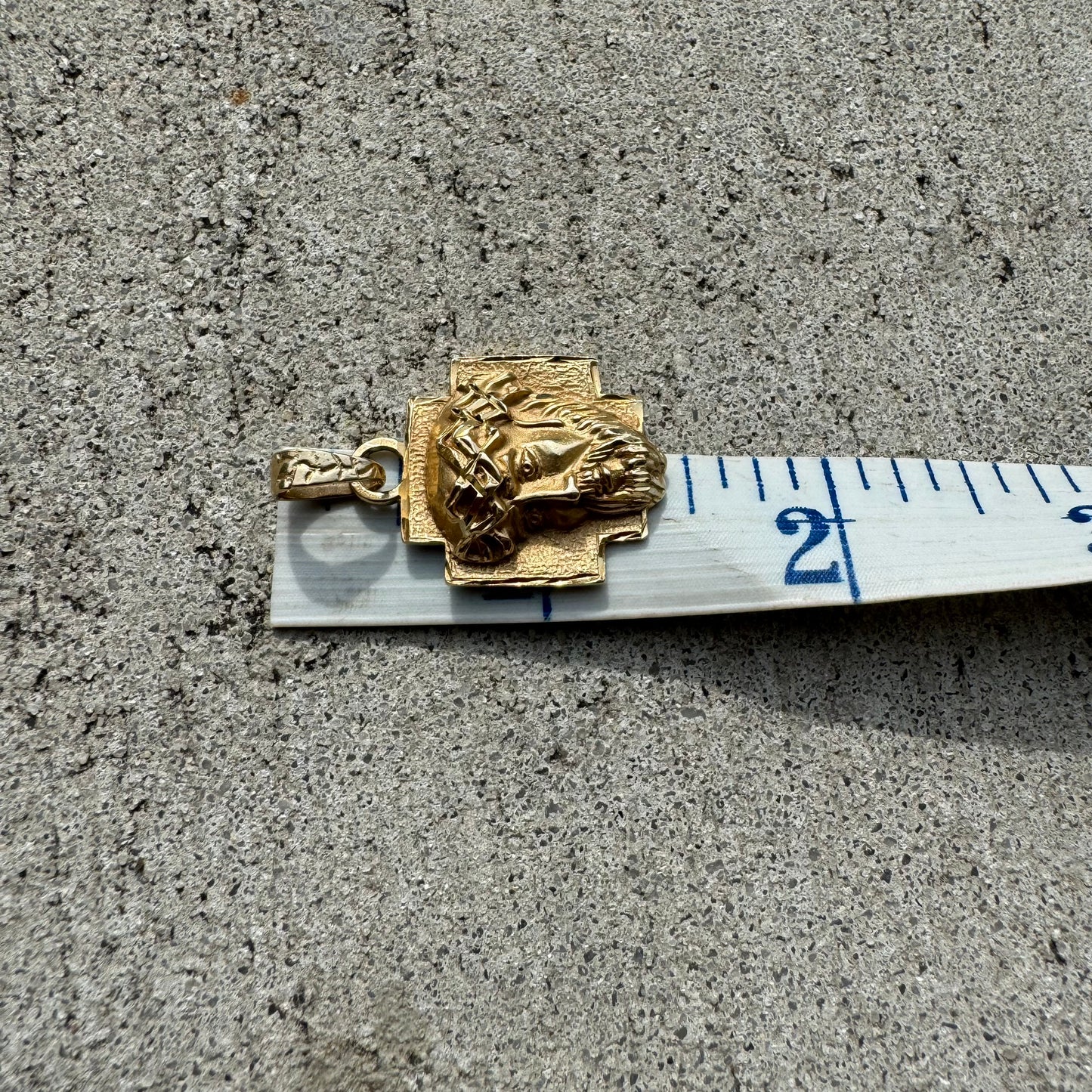 1984 Solid 14k Yellow Gold 3D High Relief Brutalist Jesus Piece Pendant