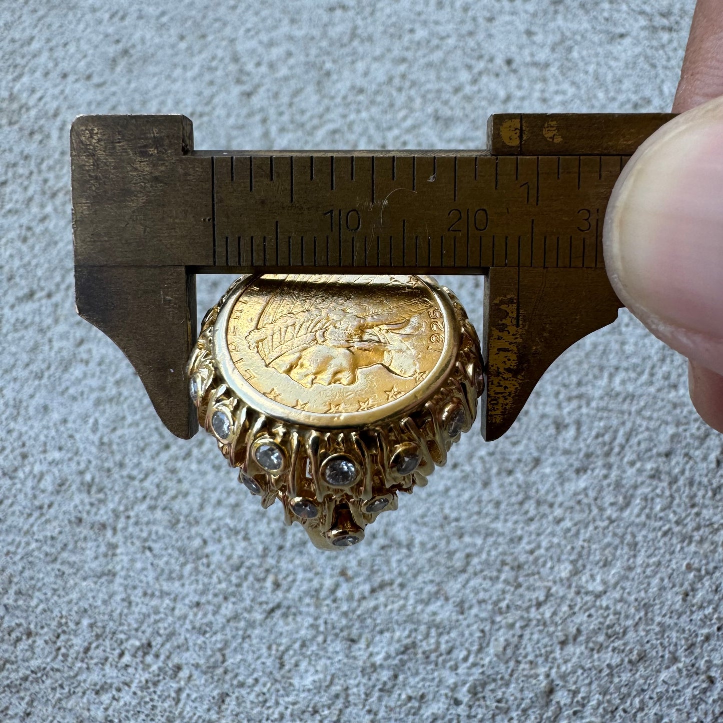 1925 $2.50 Indian Head Gold Coin 14k Yellow Gold 1.25ctw Natural VS Diamond Brutalist Ring (5)