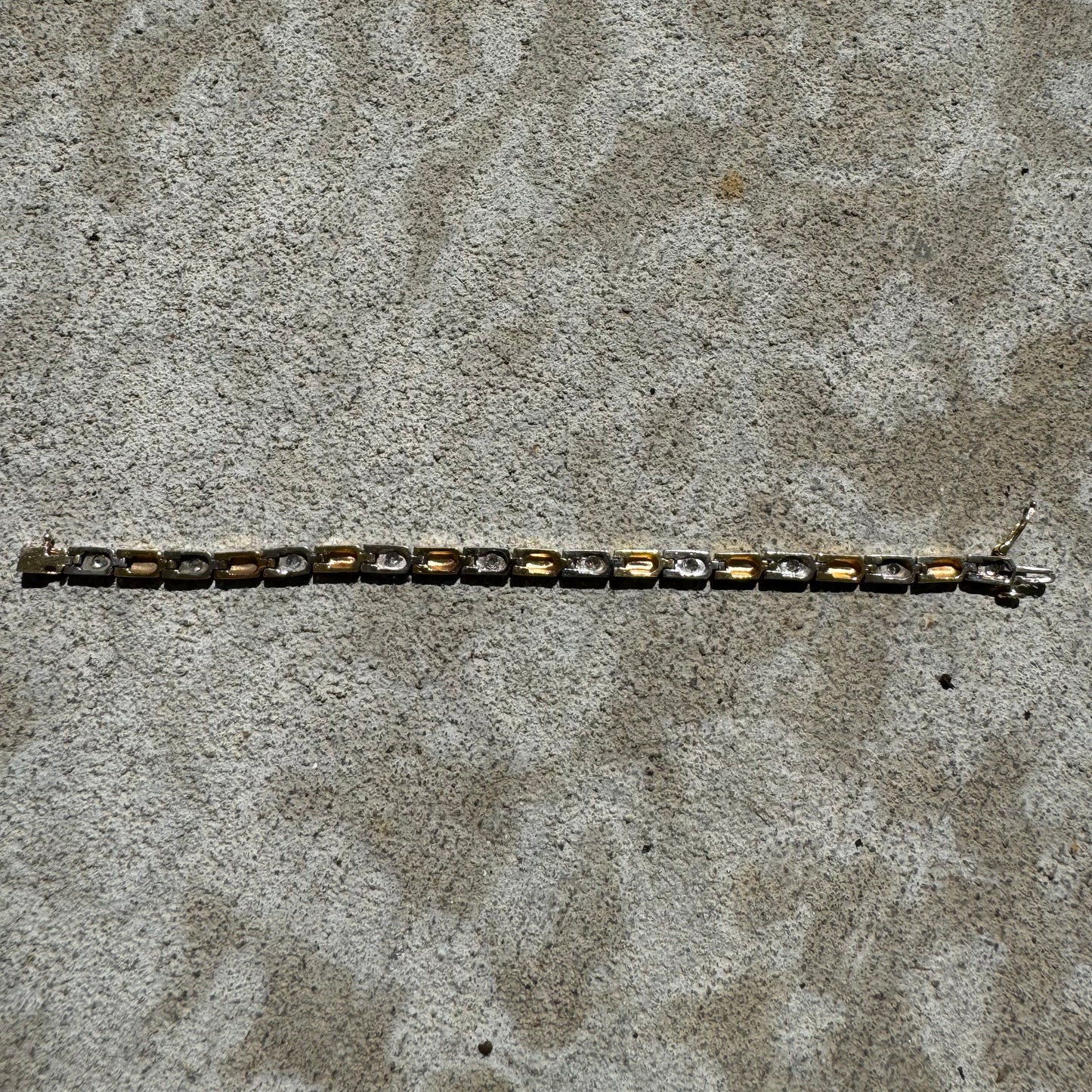 Vintage Solid 14k Two-Tone Gold 1.0CTW Natural Diamond Bracelet (7”)