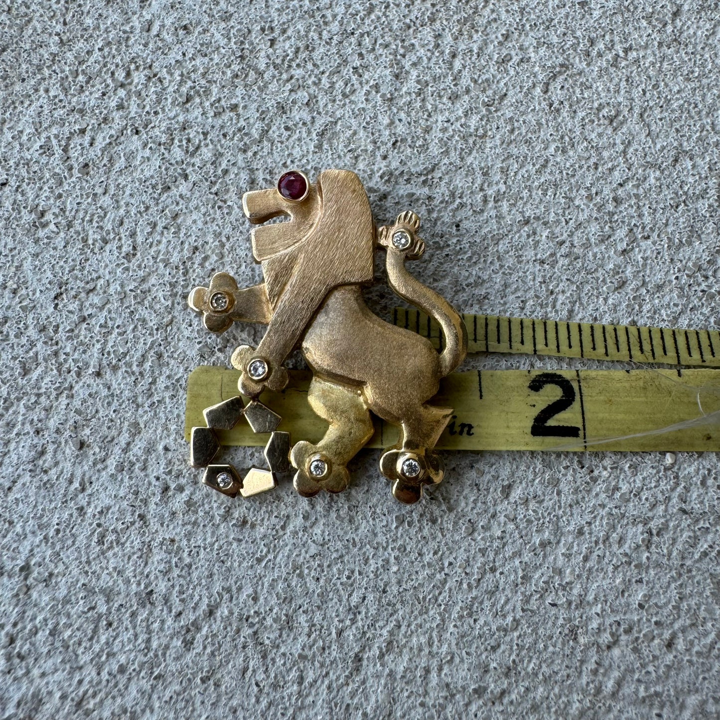 1982 Solid 14k Yellow Gold Heavyweight Lion Of Judah Pendant
