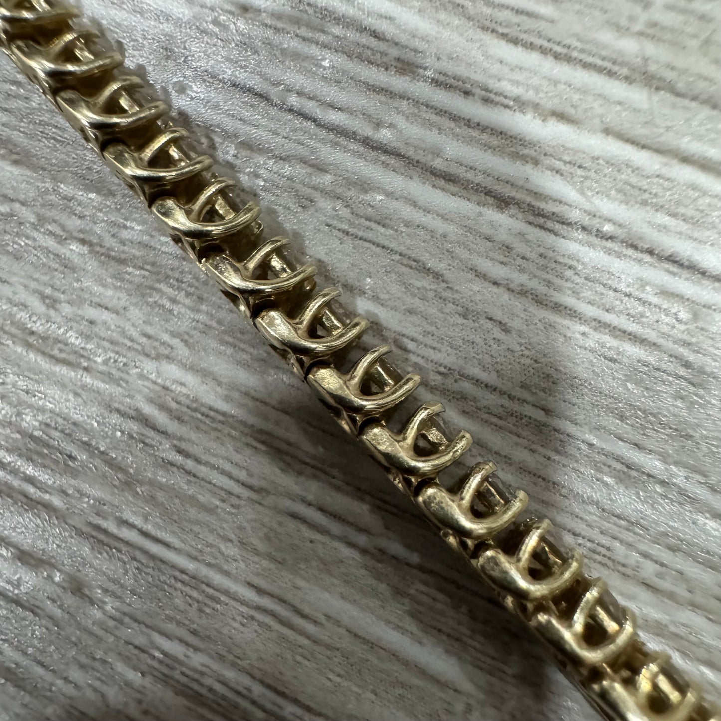 Vintage 14k Yellow Gold Classic 3.0ctw Natural Diamond Tennis Bracelet (7”)