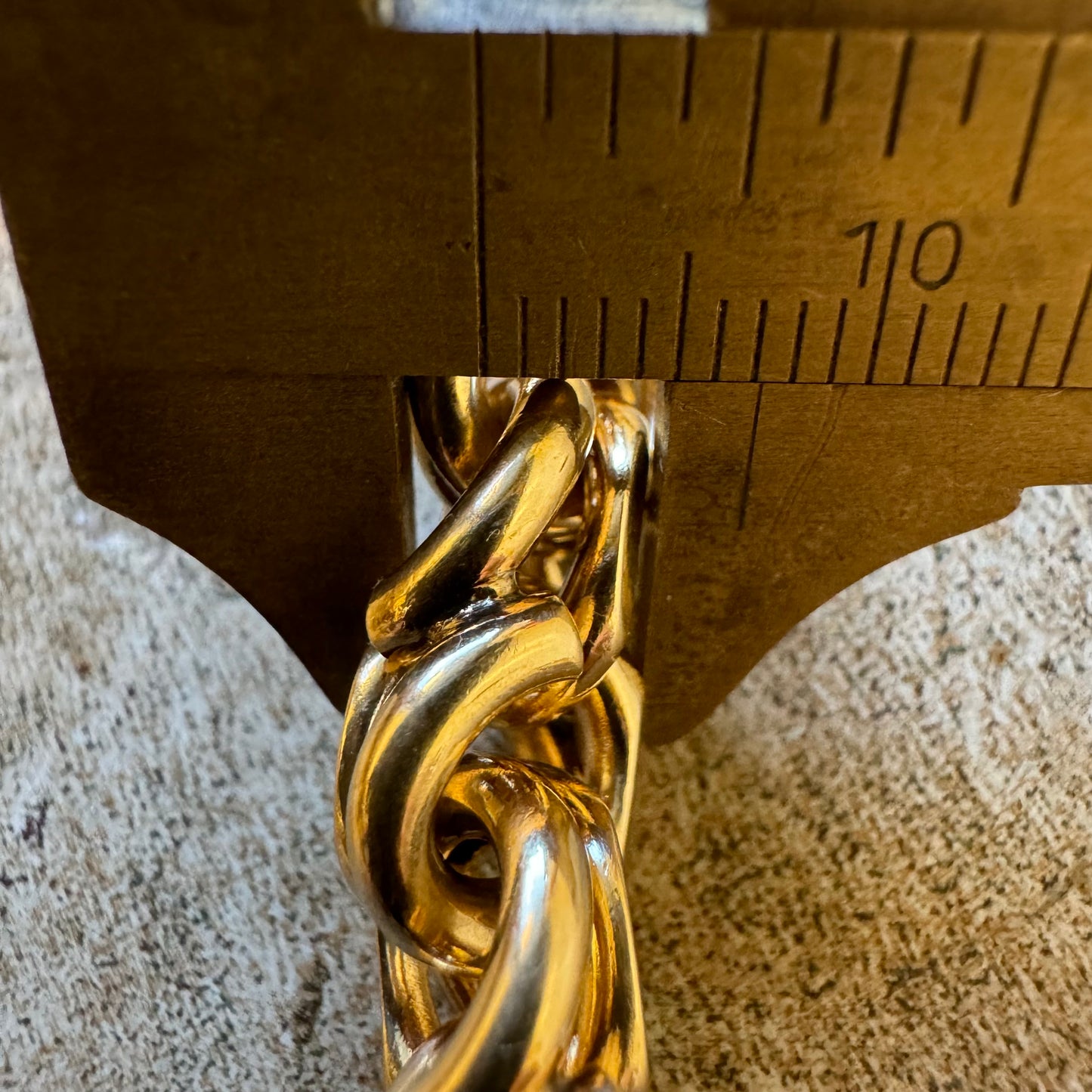 Mid-Century Tiffany & Co. Solid 14k Yellow Gold Heavyweight Chunky Chino Link Bracelet (8”)