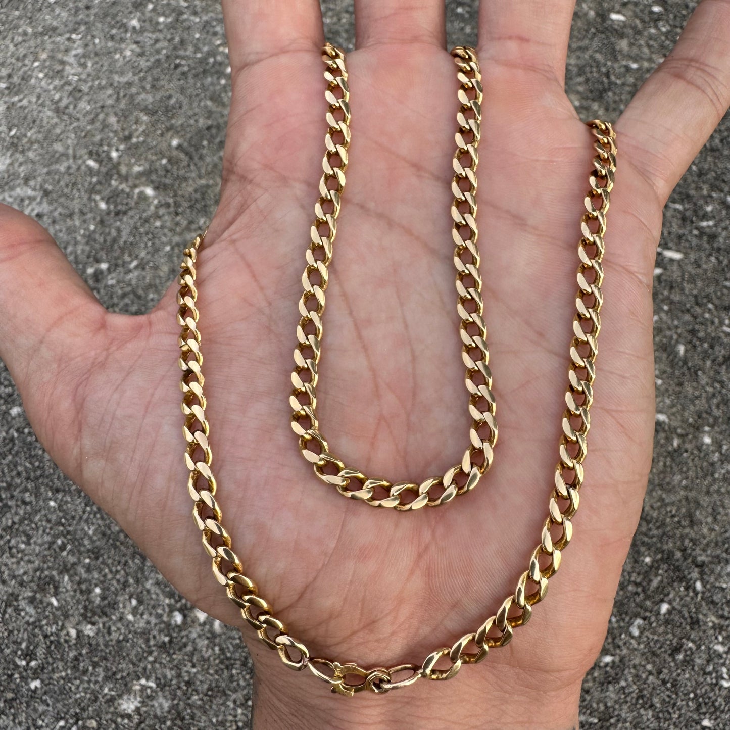 Mid-Century Solid 18k Yellow Gold Heavyweight Handcrafted Cuban Curb Link Necklace (21.25”)