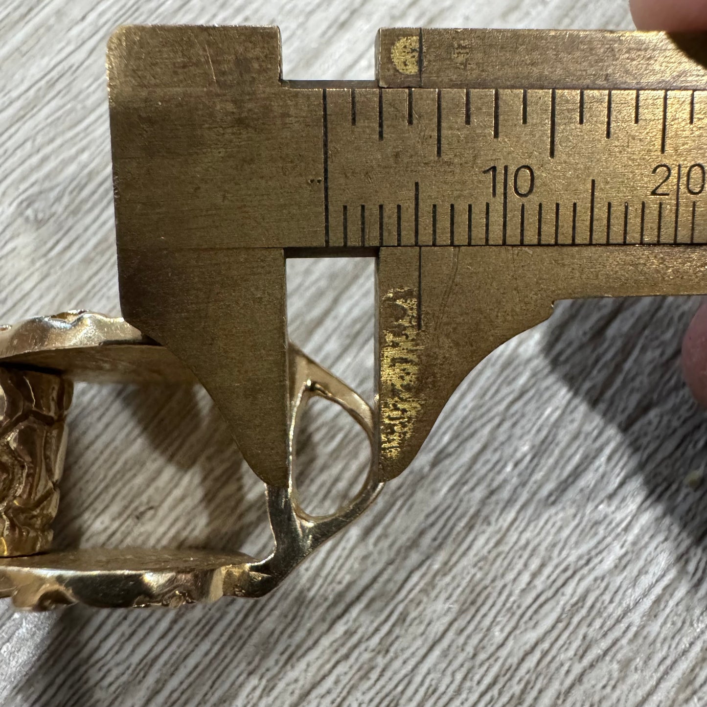 Vintage Solid 14k Yellow Gold Nugget Jewelers Loupe