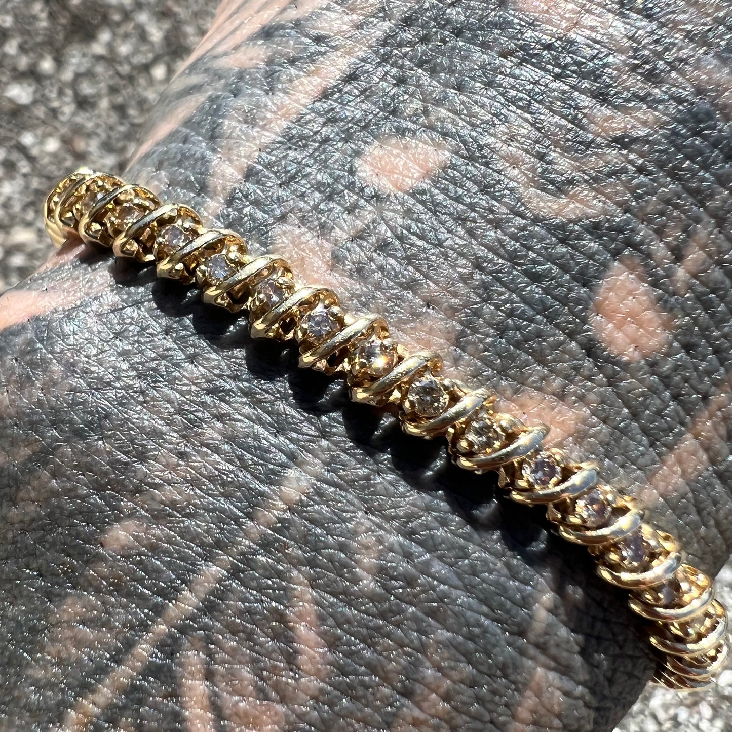Vintage 14k Yellow Gold Heavyweight 2.0CTW Natural Diamond S-Link Tennis Bracelet (7.35”)